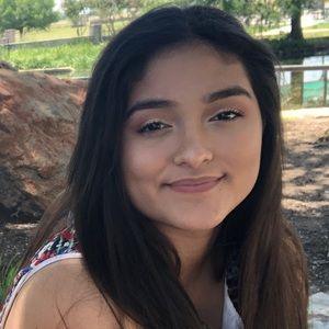 Meet your Posher, Gabriela